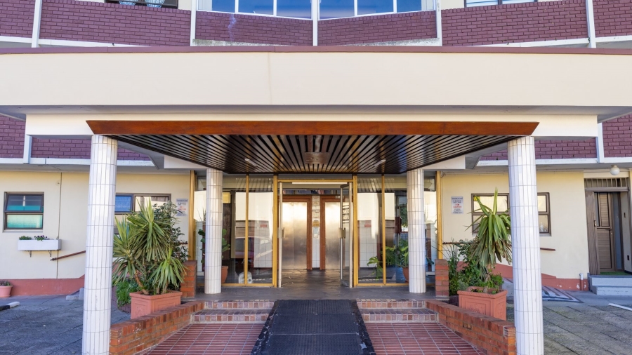 To Let 2 Bedroom Property for Rent in Claremont Western Cape